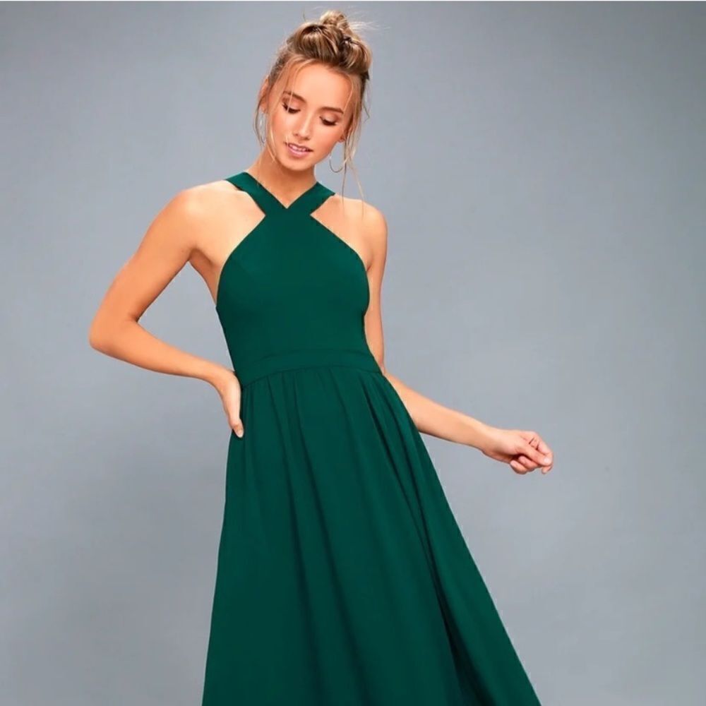 ✨NWT✨Lulus “Air of Romance” Forest Green Maxi Gown - Size XS